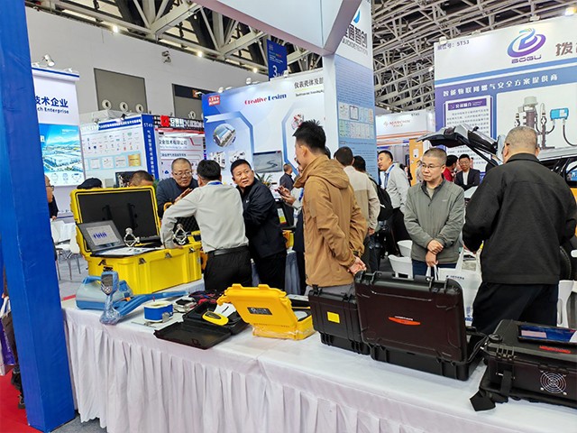 6adaf7efe0497.jpg